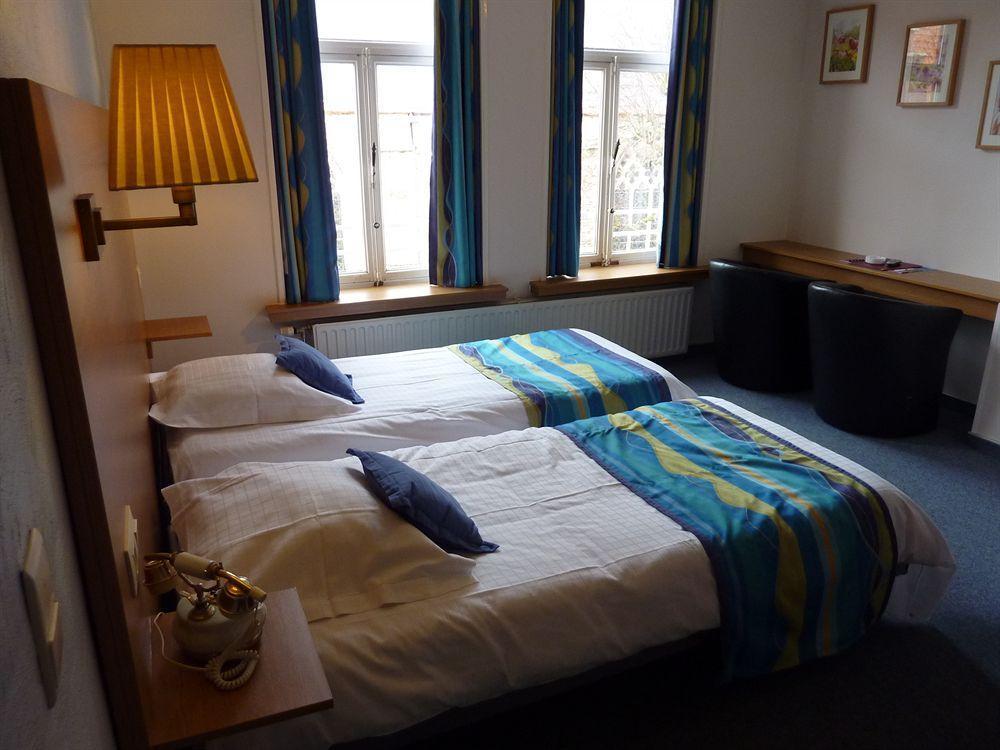 Hotel Asiris Brujas