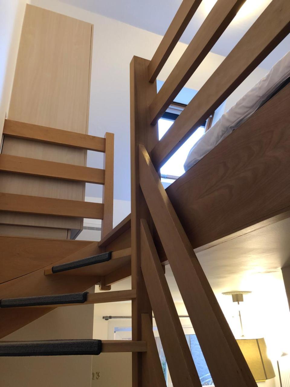 Asiris Hotel Brujas